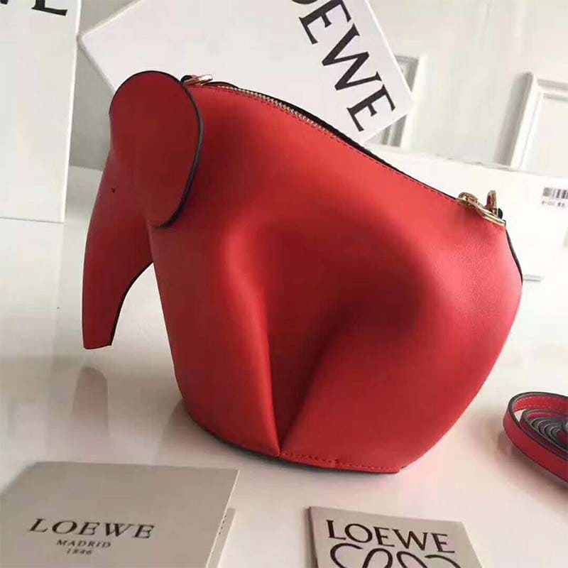 TÚI LOEWE Elephant bằng da bê màu đỏ