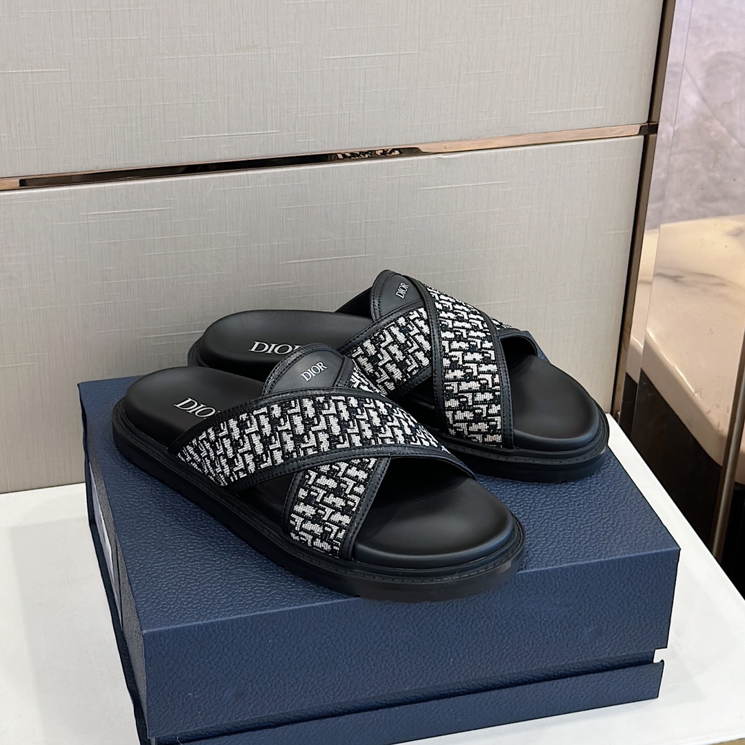 DÉP DIOR AQUA SLIPPER