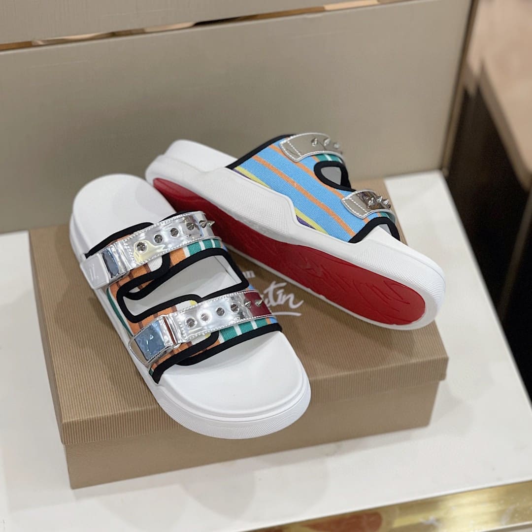 DÉP CHRISTIAN LOUBOUTIN CL LOGO SPIKES SANDAL AAA
