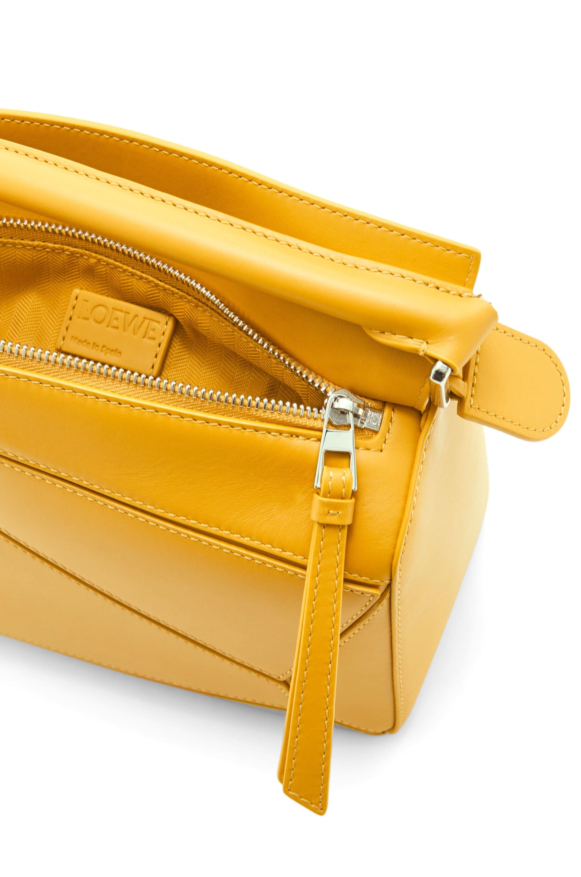 Túi LOEWE Small Puzzle bag in satin calfskin yellow
