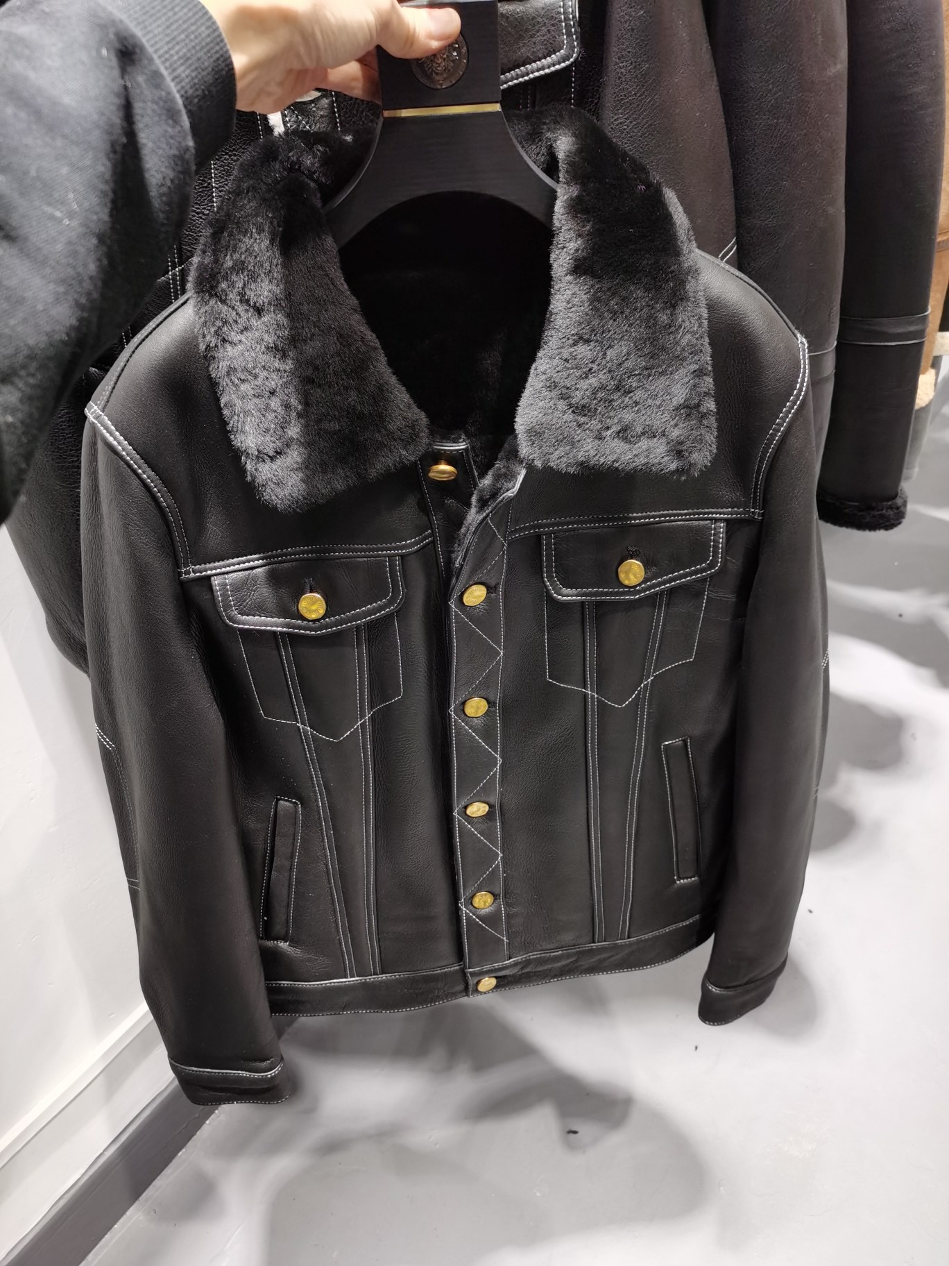 ÁO LOUIS VUITTON FUR LEATHER JACKET