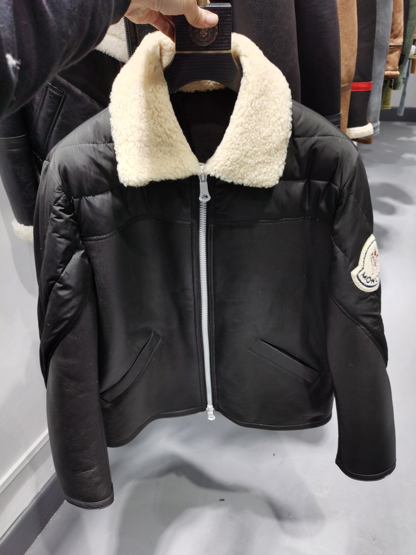 ÁO MONCLER LEATHER JACKET LÓT LÔNG