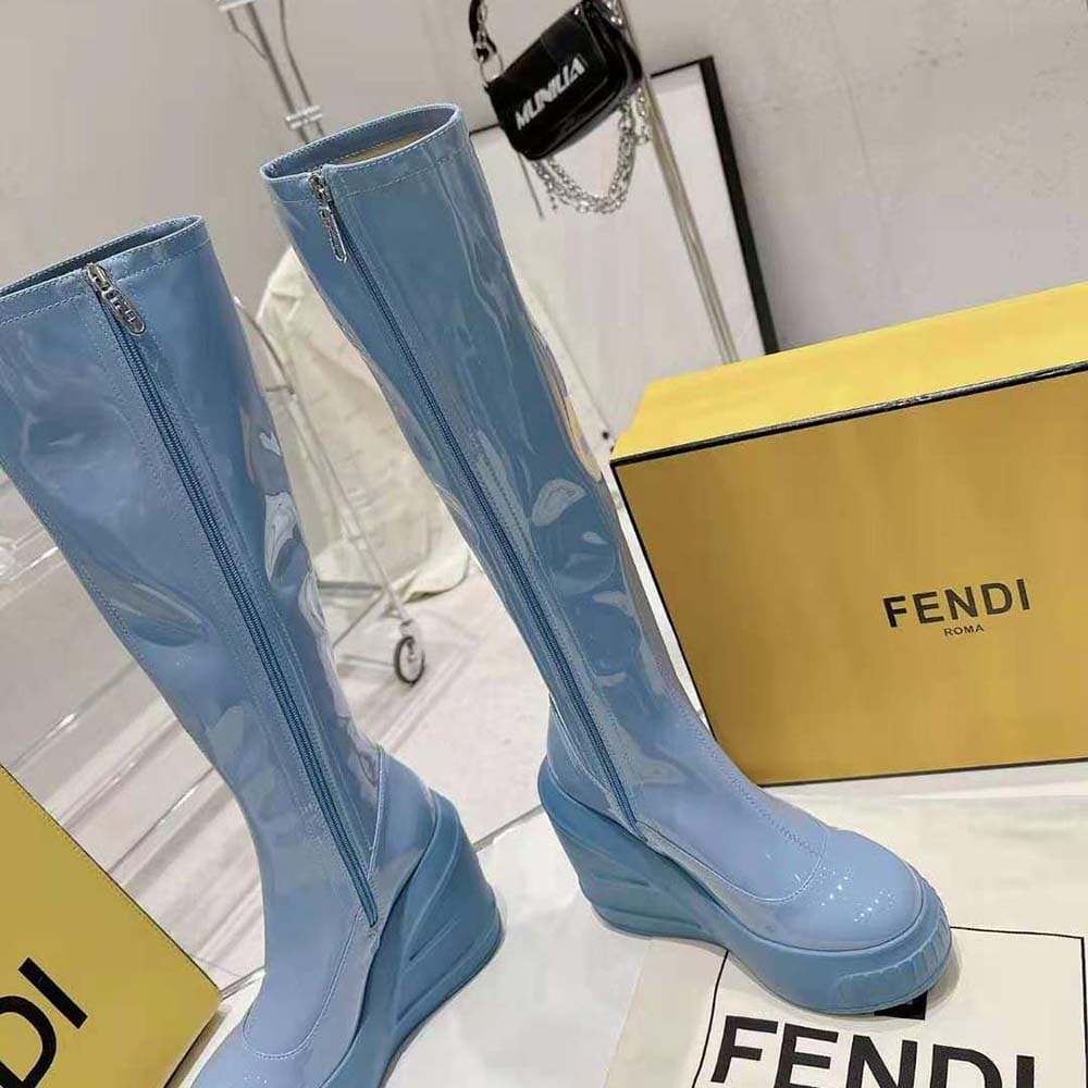 GIÀY Fendi Women Fashion Show Blue Patent Leather Boots