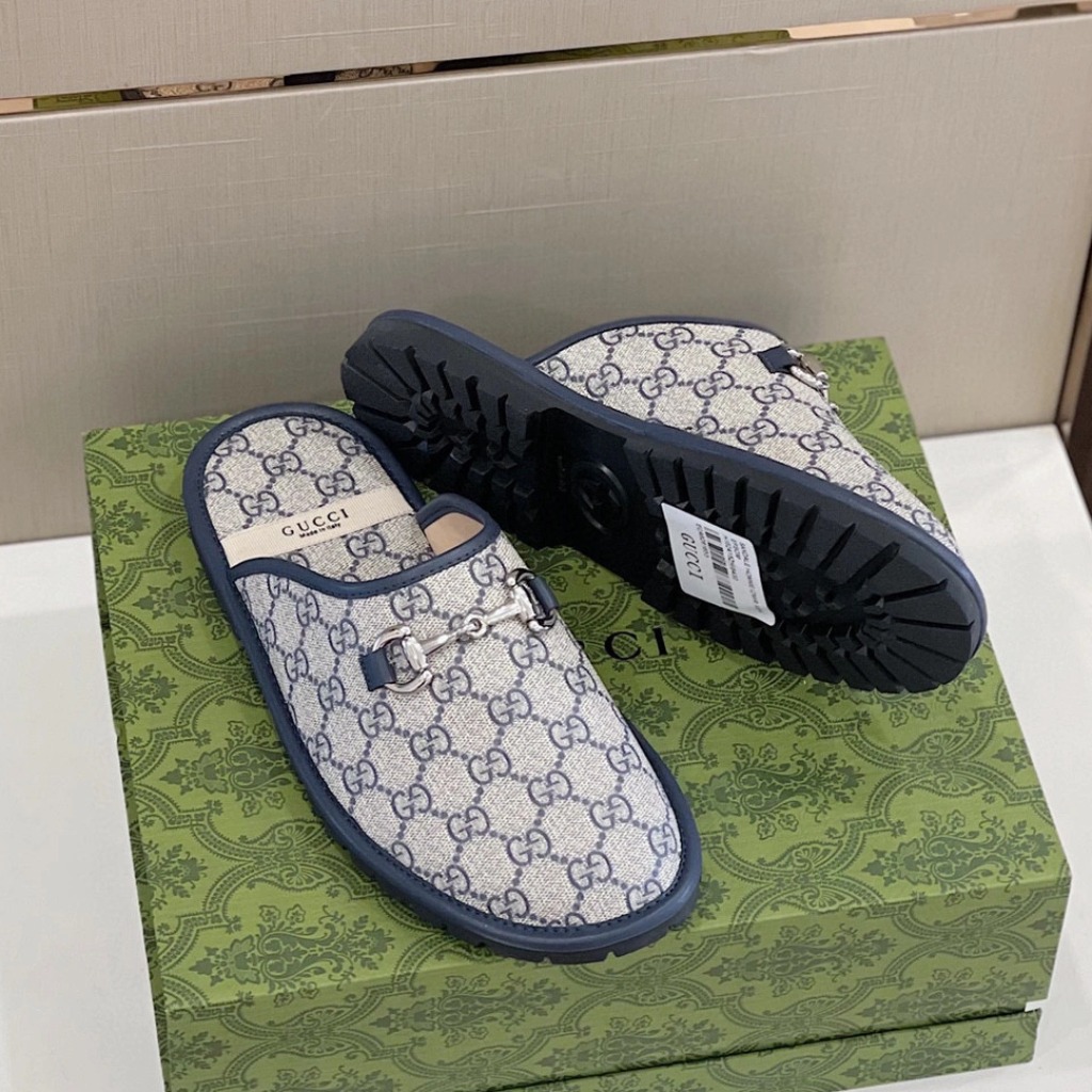 DÉP GUCCI GG CANVAS UNISEX SLIPPER
