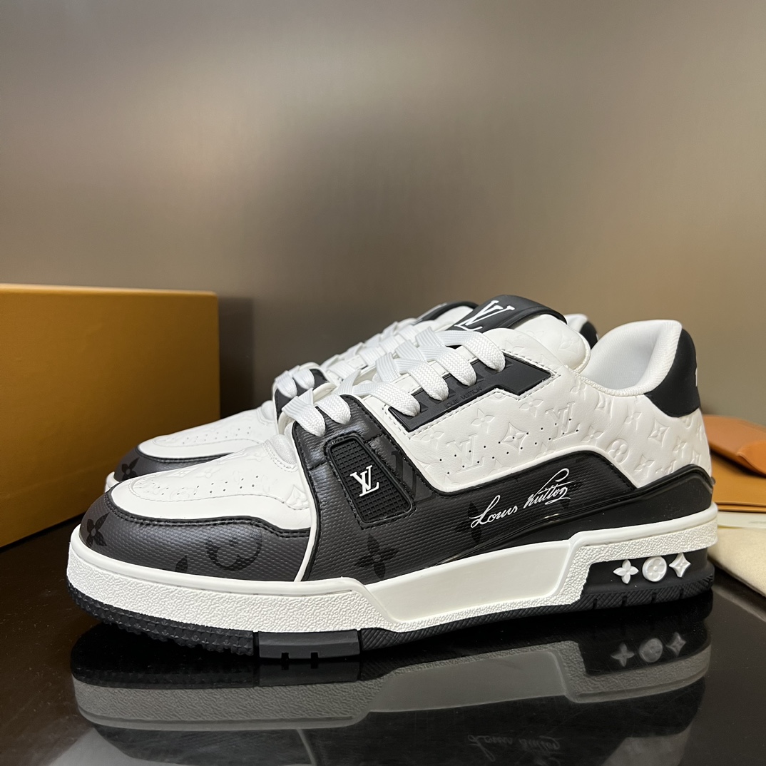 GIÀY LOUIS VUITTON TRAINER MONOGRAM SNEAKERS SHOES AAA