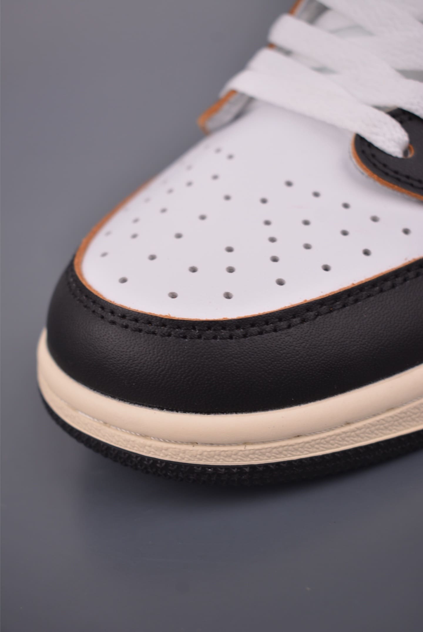 GIÀY OFF WHITE X TRAVIS SCOTT X UNION LA X AIR JORDAN 1 LOW ĐEN TRẮNG ĐỎ TOP QUALITY SHOES AAA