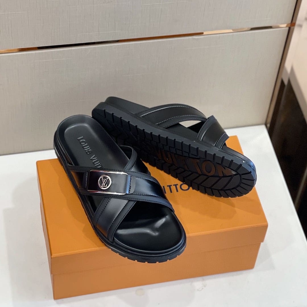 DÉP LOUIS VUITTON TRIANGLE LOGO SANDAL AAA