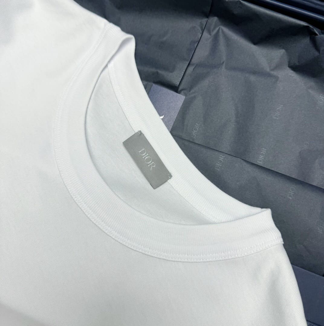 ÁO DIOR T SHIRT MÀU TRẮNG UNISEX