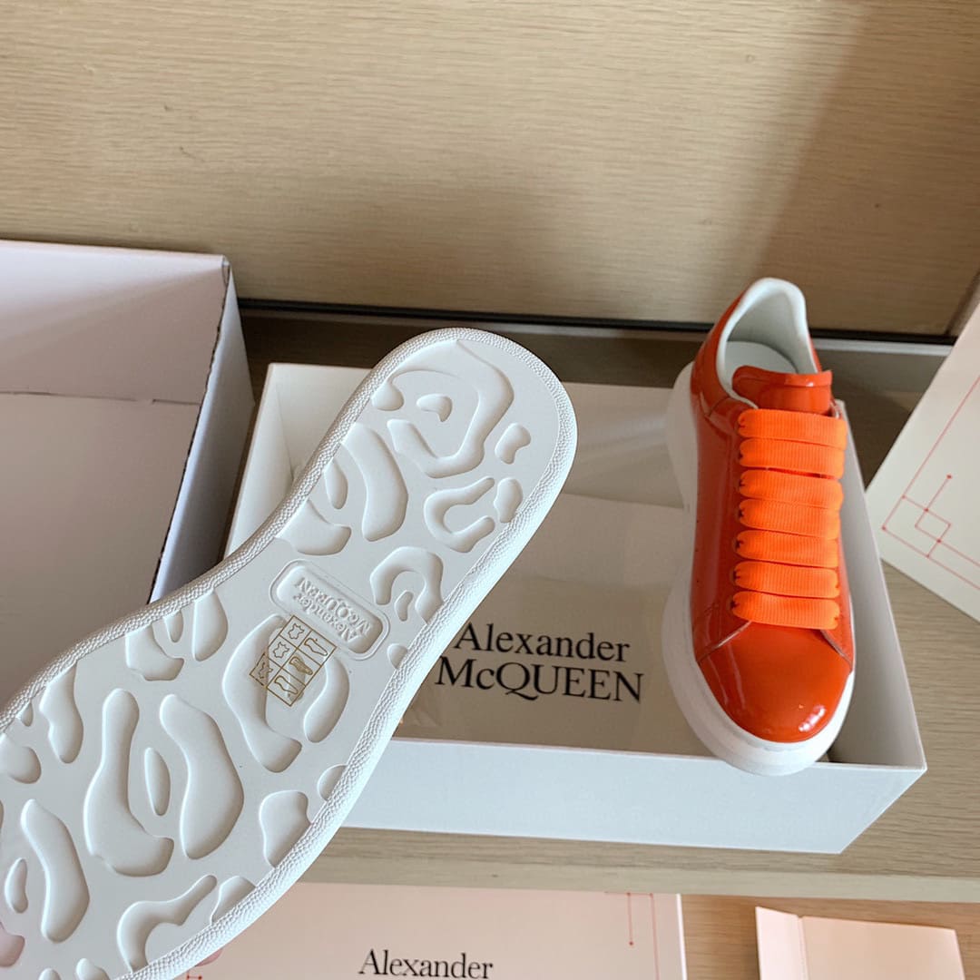 GIÀY ALEXANDER MCQUEEN SNEAKERS SHOES AAA UNISEX NAM VÀ NỮ DA BÊ HẢO HẠNG