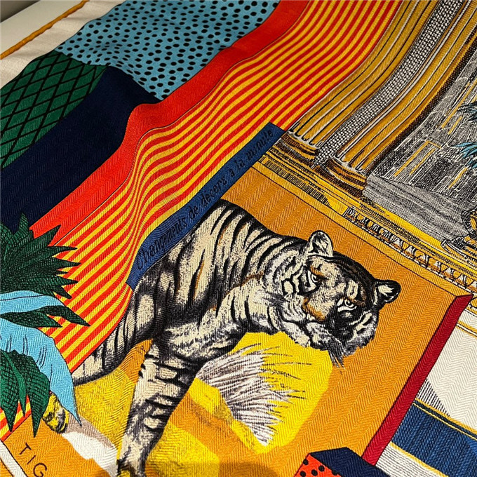 KHĂN Hermes Grand Theatre Nouveau Wool Blend scarf