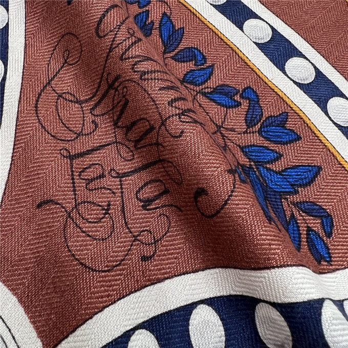KHĂN Hermes Silk scarf