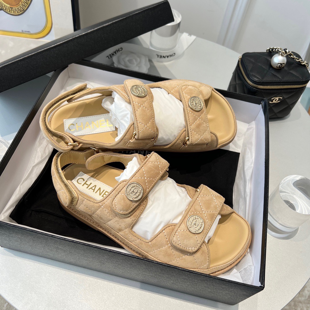 GIÀY CHANEL CC LOGO SANDALS