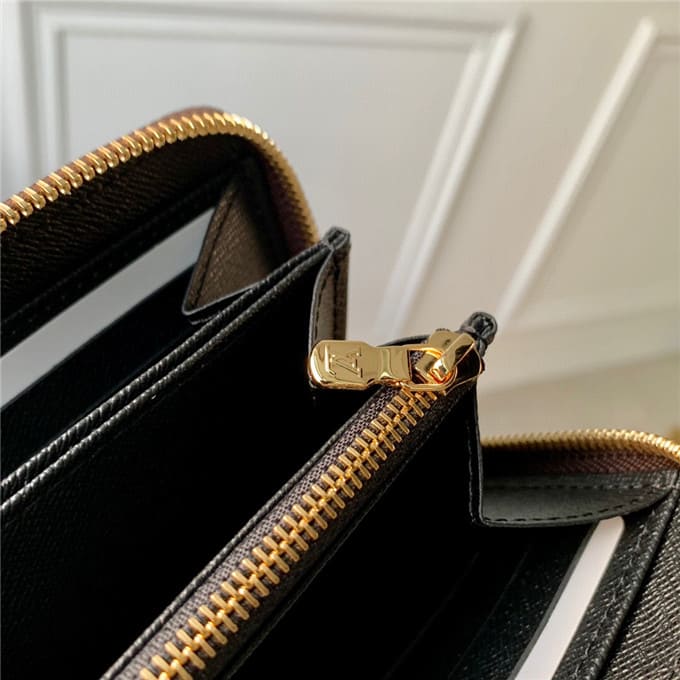 VÍ LOUIS VUITTON zippy wallet