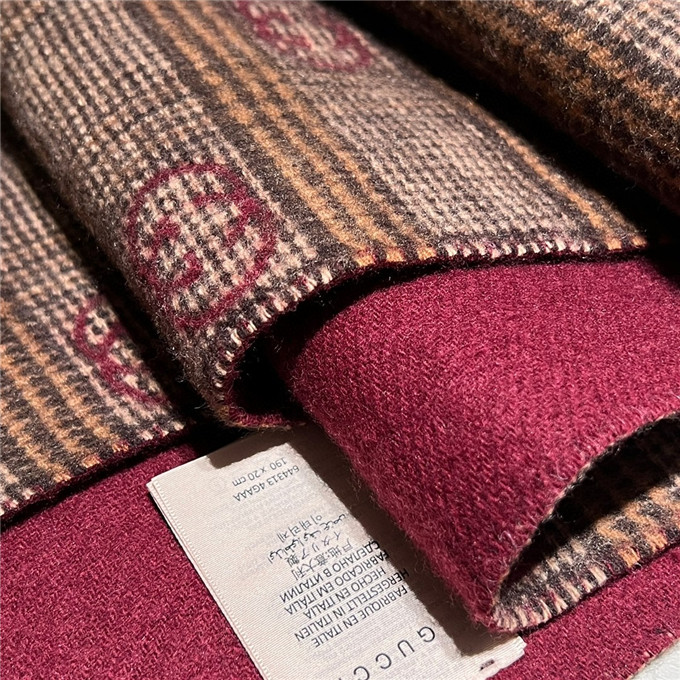 KHĂN Gucci GG Bordeaux scarf