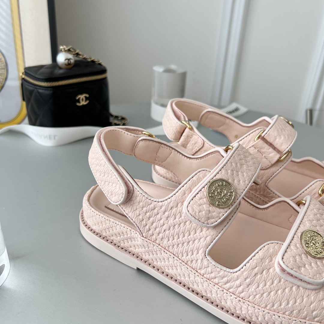 GIÀY CHANEL CC LOGO SANDALS