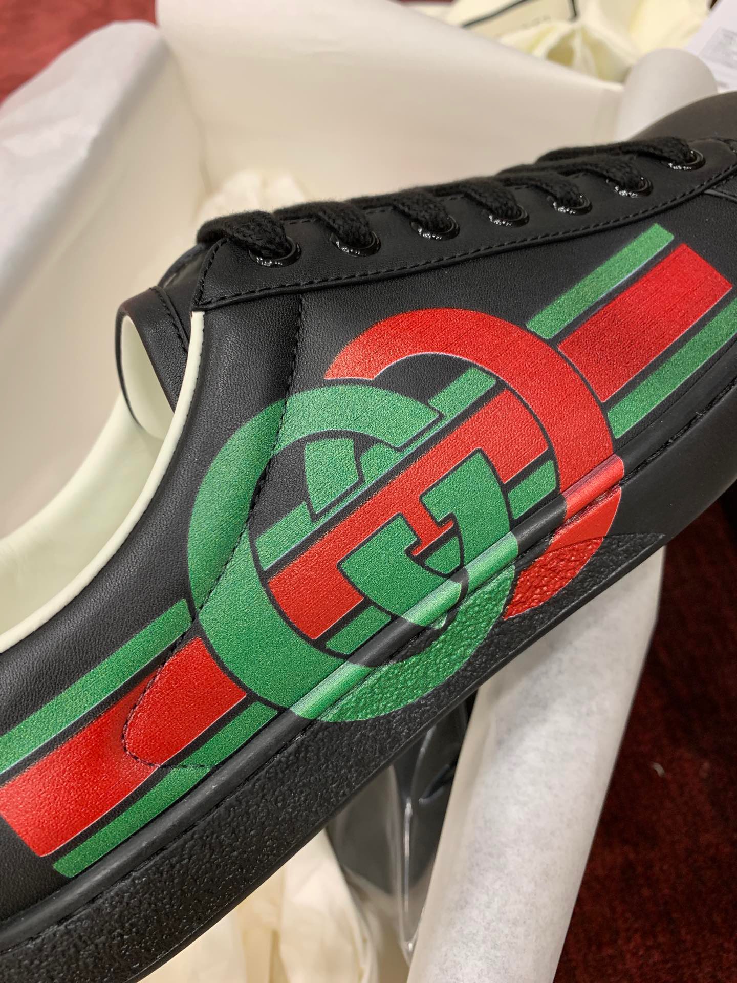 GIÀY GUCCI Leather Ace Sneakers Interlocking GG Black