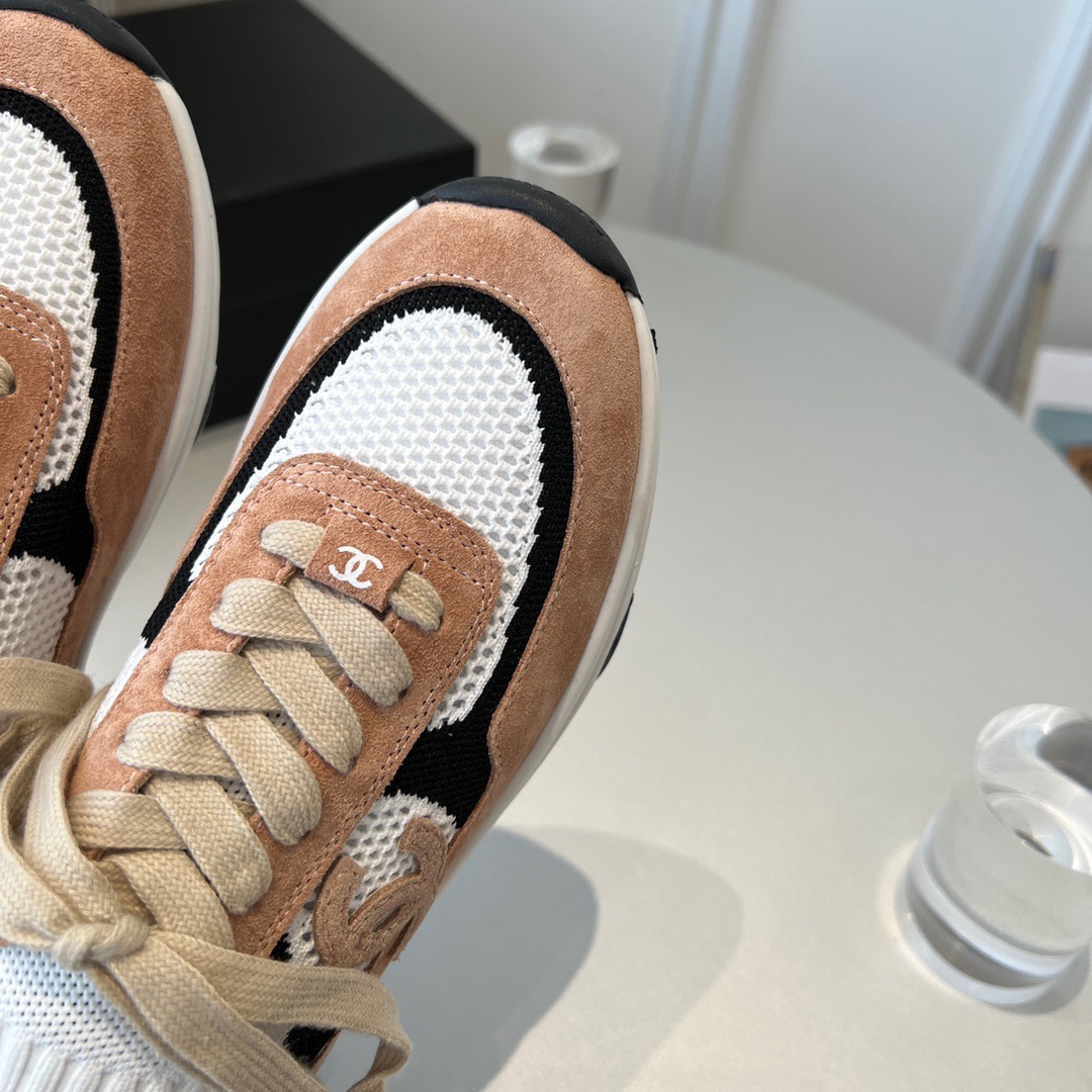 GIÀY CHANEL CC LOGO SNEAKERS shoes