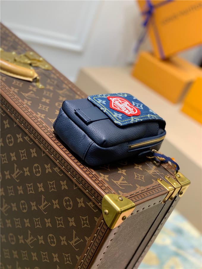 Túi LOUIS VUITTON flap double phone pouch bag unisex