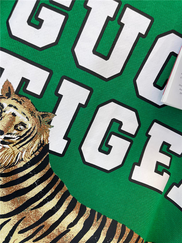 ÁO GUCCI TIGER Sweater