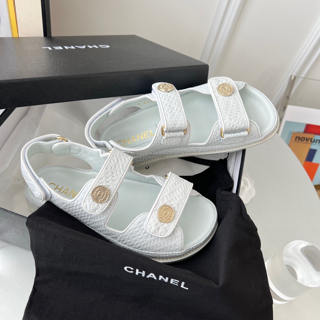 GIÀY CHANEL CC LOGO SANDALS