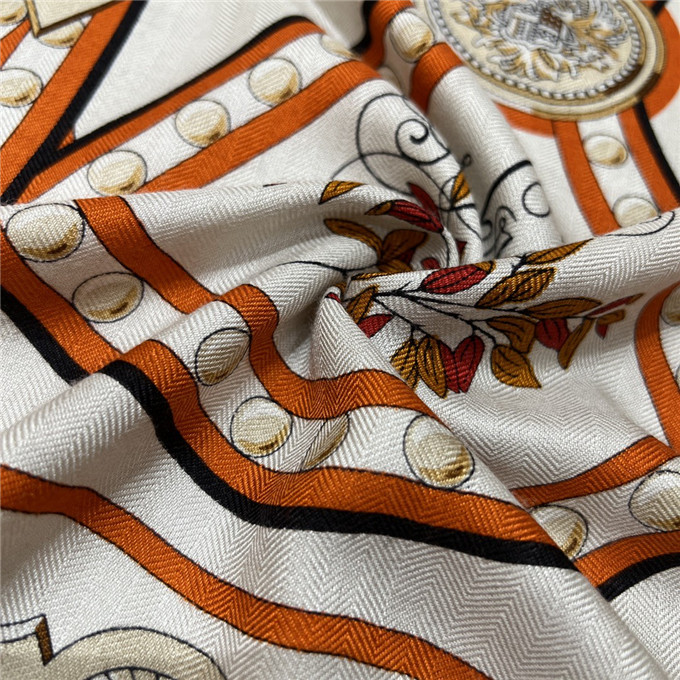 KHĂN Hermes Silk scarf