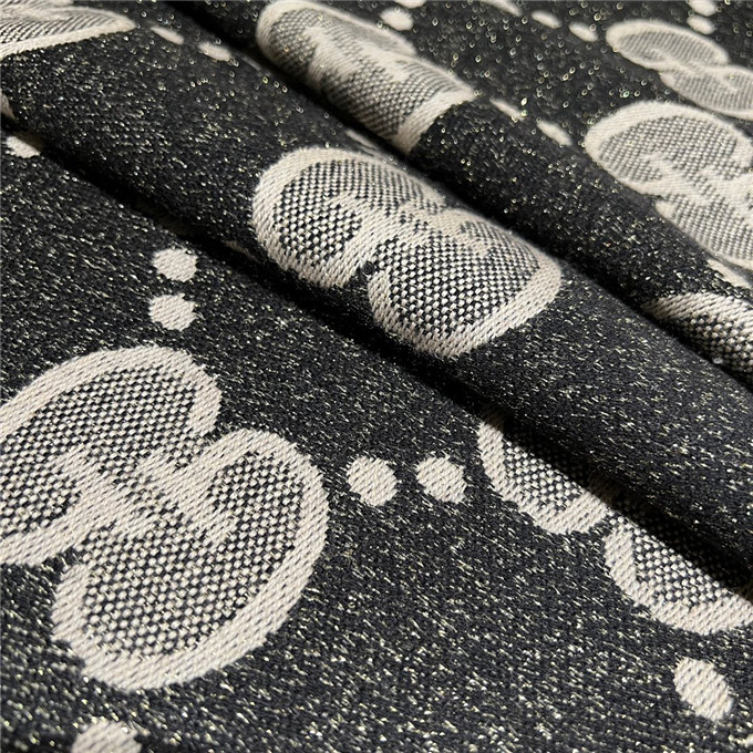 KHĂN Gucci GG Black scarf