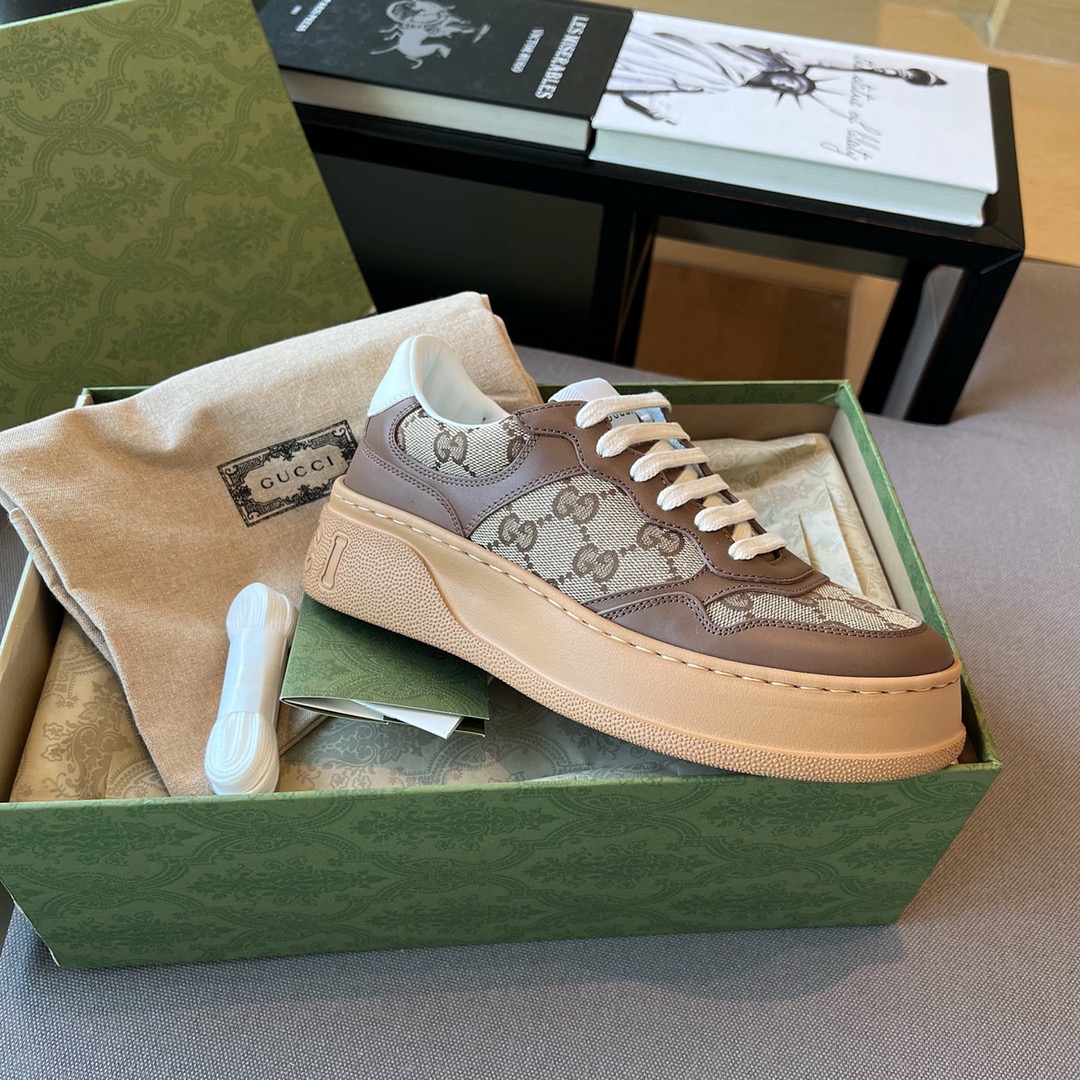 GIÀY GUCCI GG LEATHER  LOGO LOAFER SHOES