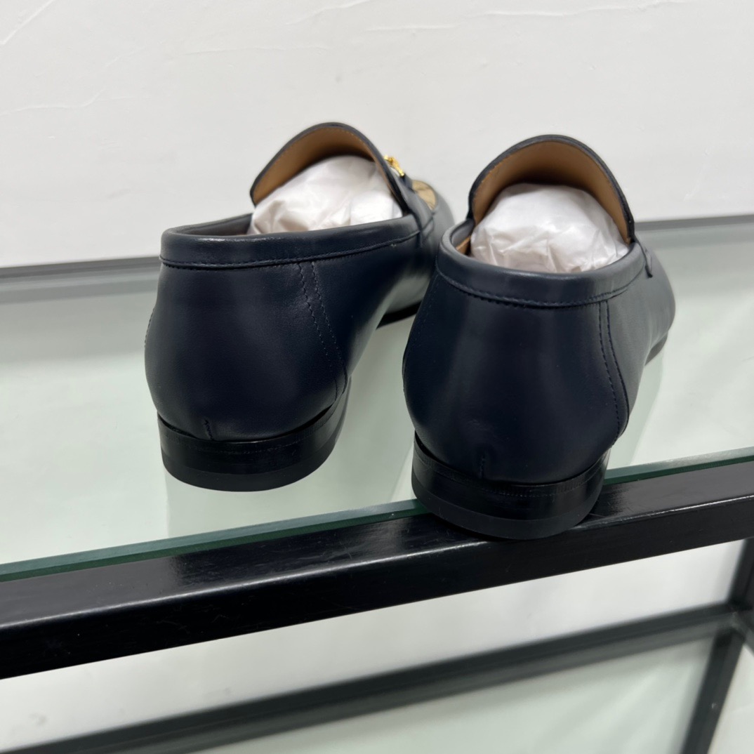 GIÀY GUCCI GG LEATHER AND CANVAS LOGO LOAFER SHOES