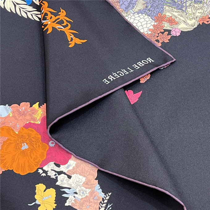 KHĂN Hermes Robe Legere Silk scarf