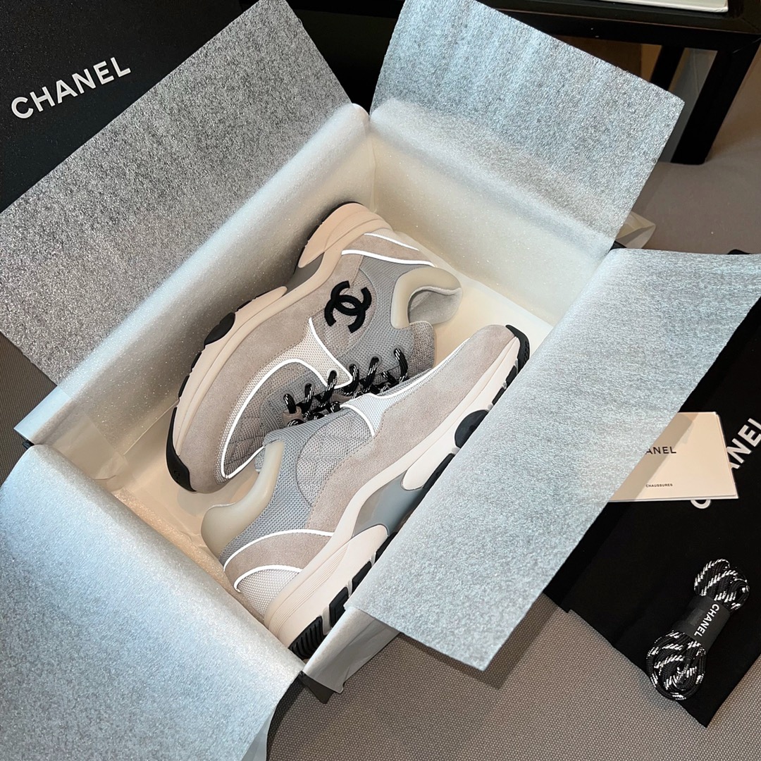 GIÀY CHANEL CC LOGO SNEAKERS