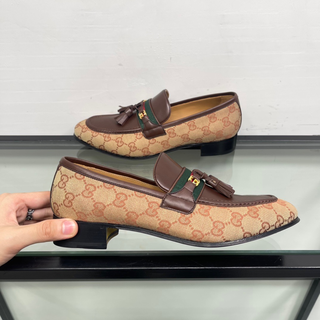 GIÀY GUCCI GG LEATHER AND CANVAS LOGO LOAFER SHOES