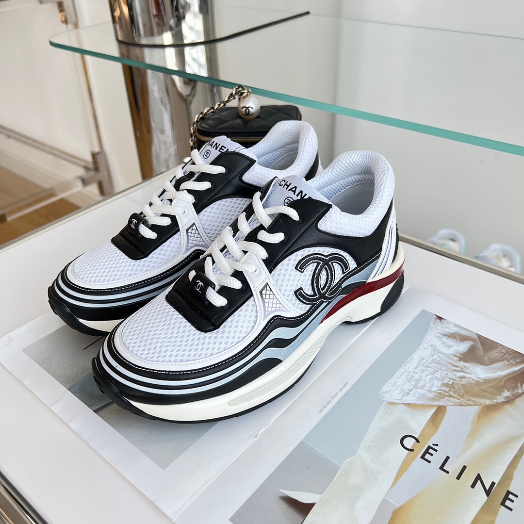 GIÀY CHANEL CC LOGO SNEAKER SHOES