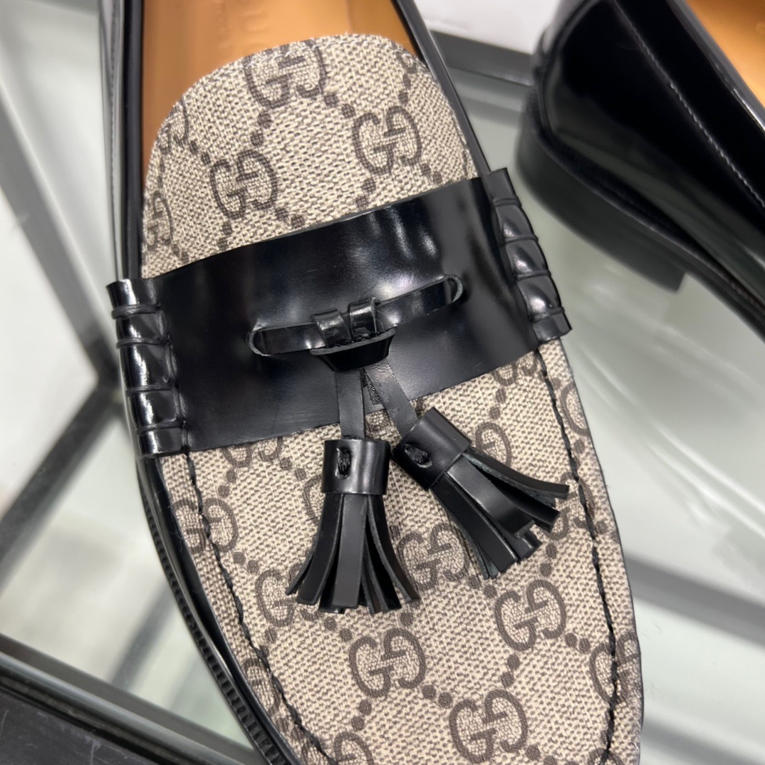 GIÀY GUCCI GG LEATHER  LOGO LOAFER SHOES