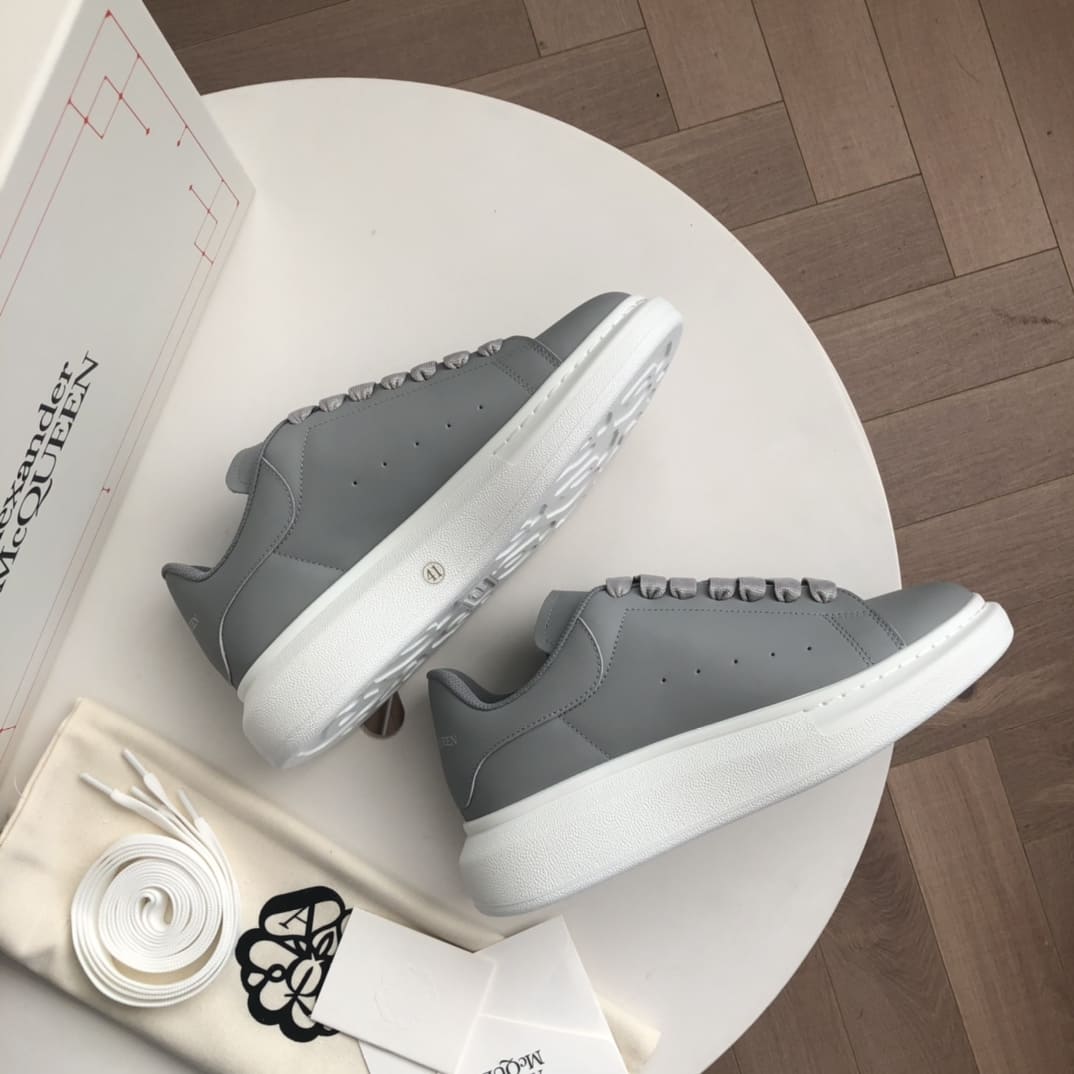 GIÀY ALEXANDER MCQUEEN SNEAKERS SHOES AAA UNISEX NAM VÀ NỮ DA BÊ HẢO HẠNG