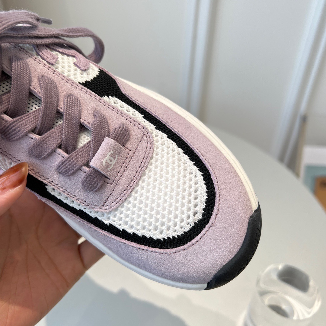 GIÀY CHANEL CC LOGO SNEAKER SHOES