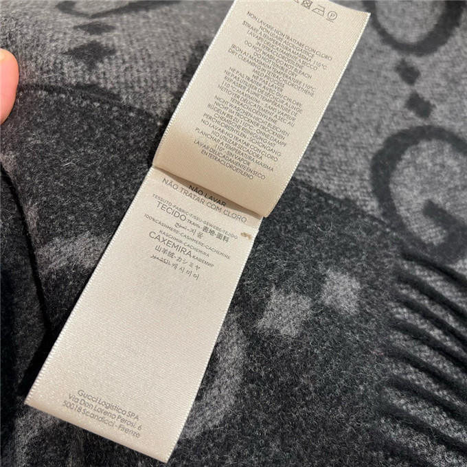 KHĂN Gucci GG Cashmere scarf