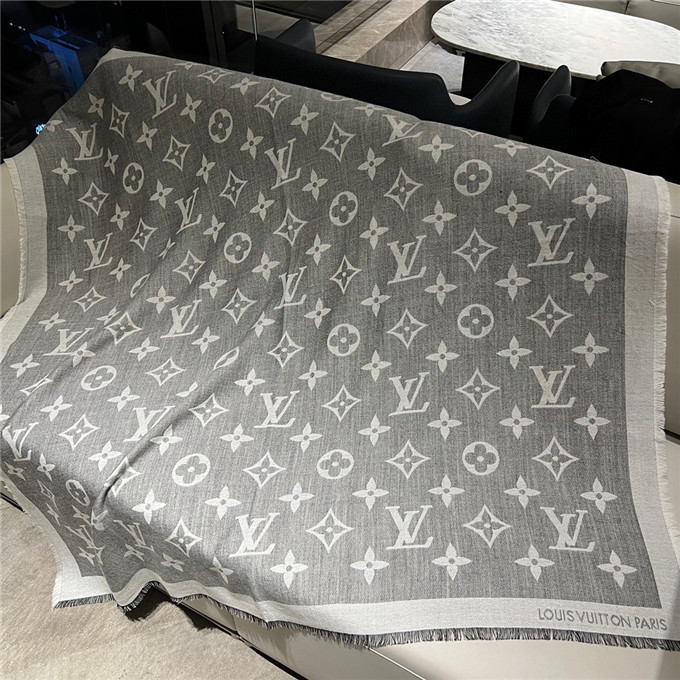 KHĂN Louis Vuitton LV Logo scarf