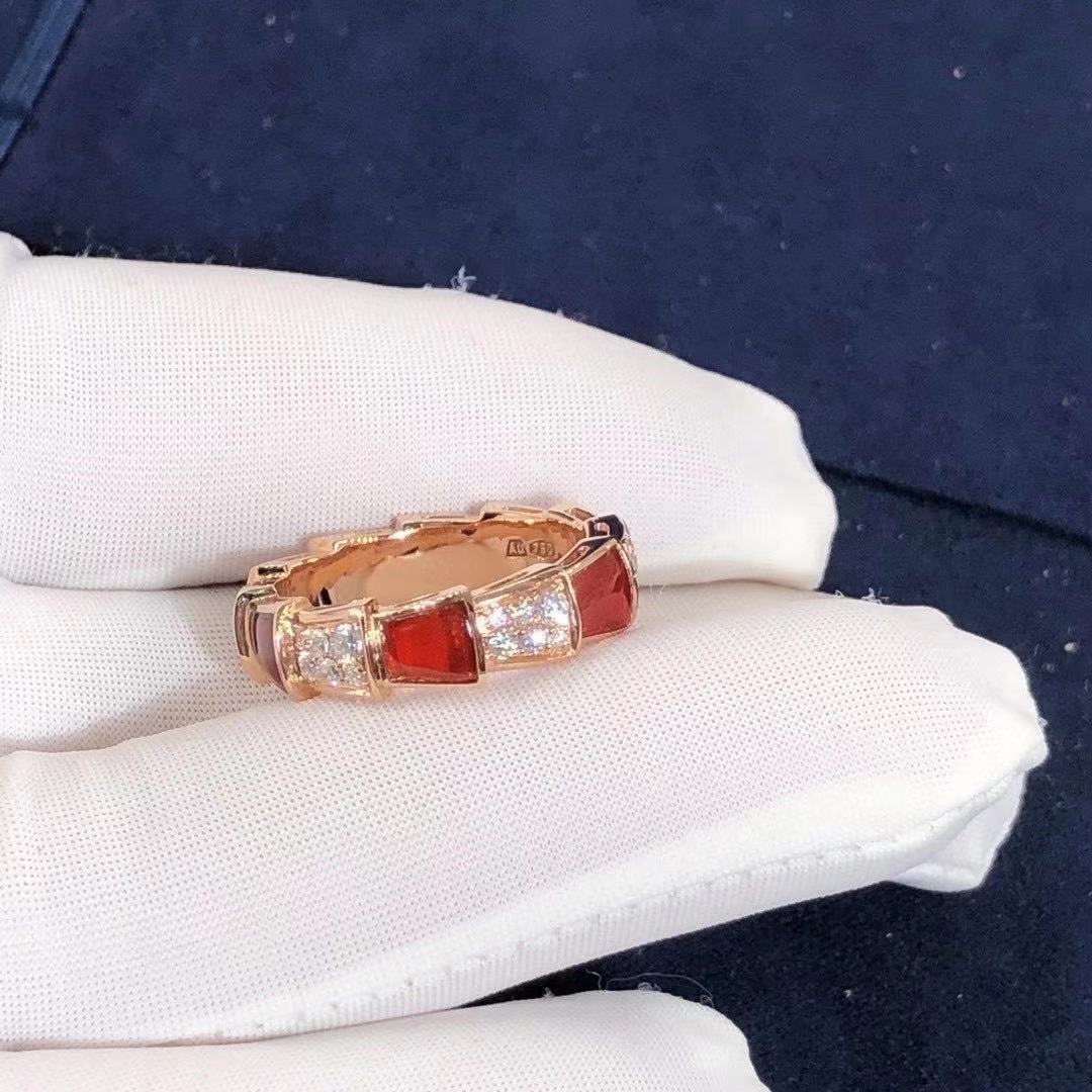 NHẪN BVLGARI Serpenti Viper 18K Rose Gold with Carnelian and Pavé Diamonds