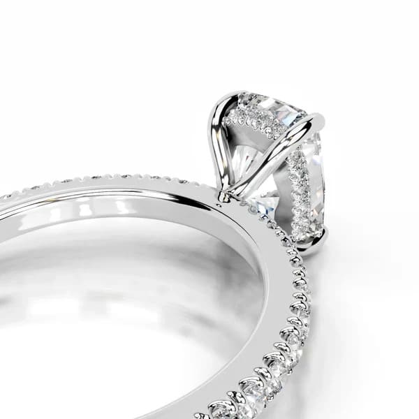 Nhẫn kim cương nhân tạo hình đệm thuôn dài vàng trắng 18K