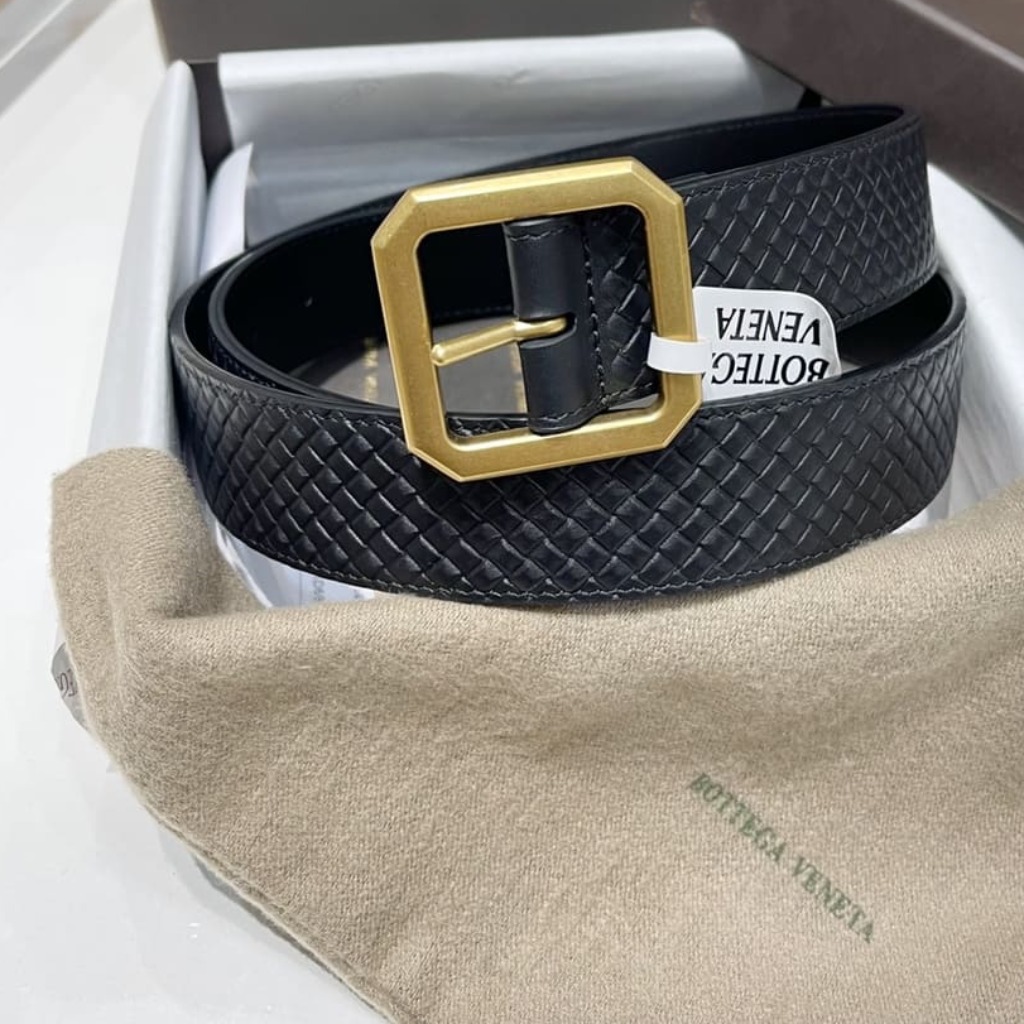 DÂY LƯNG BOTTGA VENETA BLACK INTRECCIATO LEATHER Khóa vàng