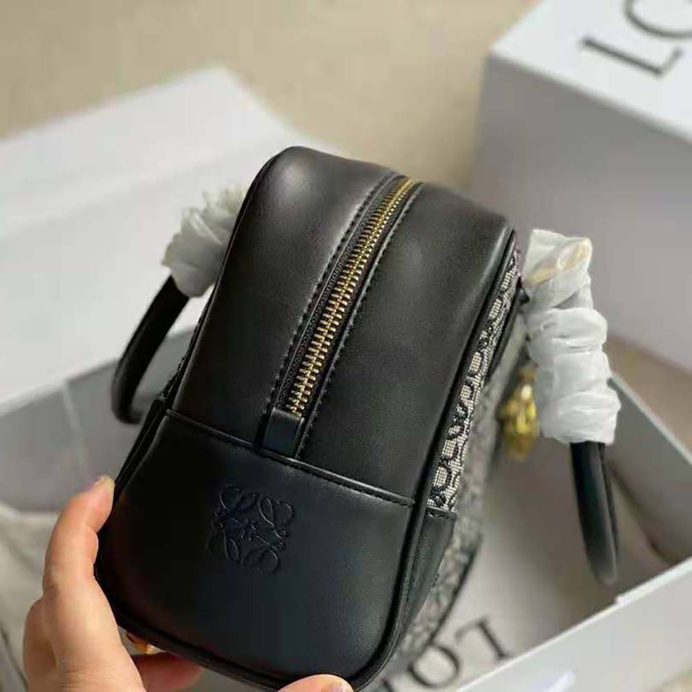 TÚI LOEWE Amazona 19 Square Bag bằng vải Jacquard và da bê đen