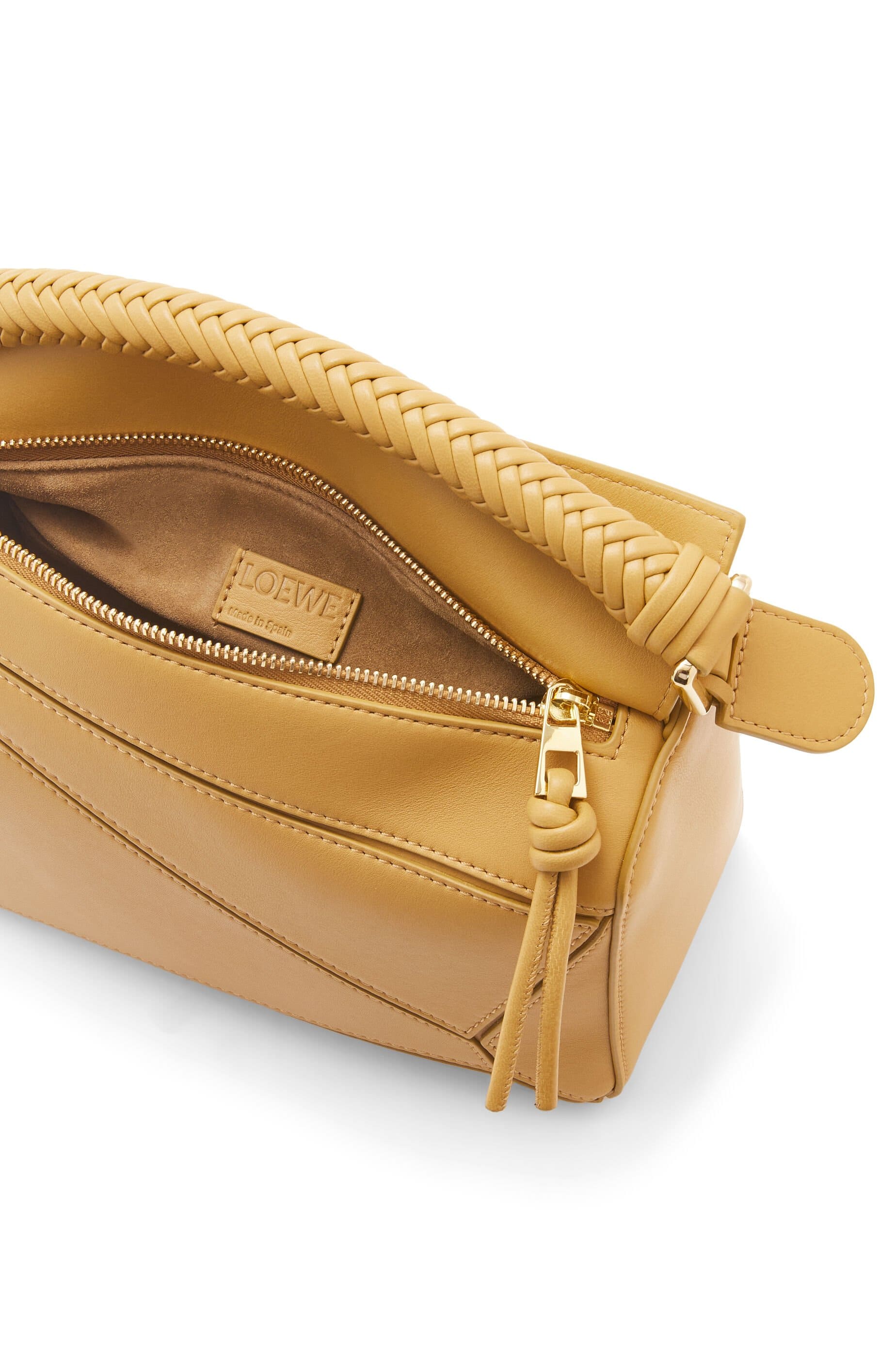 Túi LOEWE Small Puzzle bag in sand calfskin