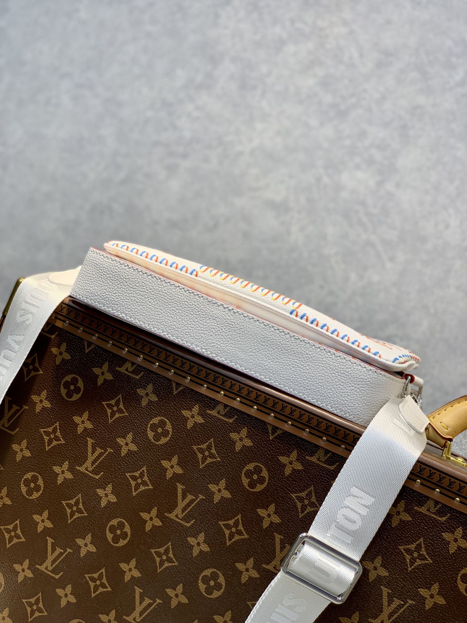 TÚI LOUIS VUITTON Trio Damier Spray Messenger Bag