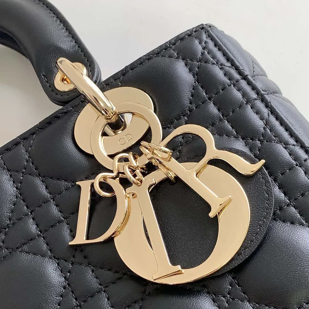 TÚI Dior nữ cỡ trung Lady Dior màu đen Cannage da cừu