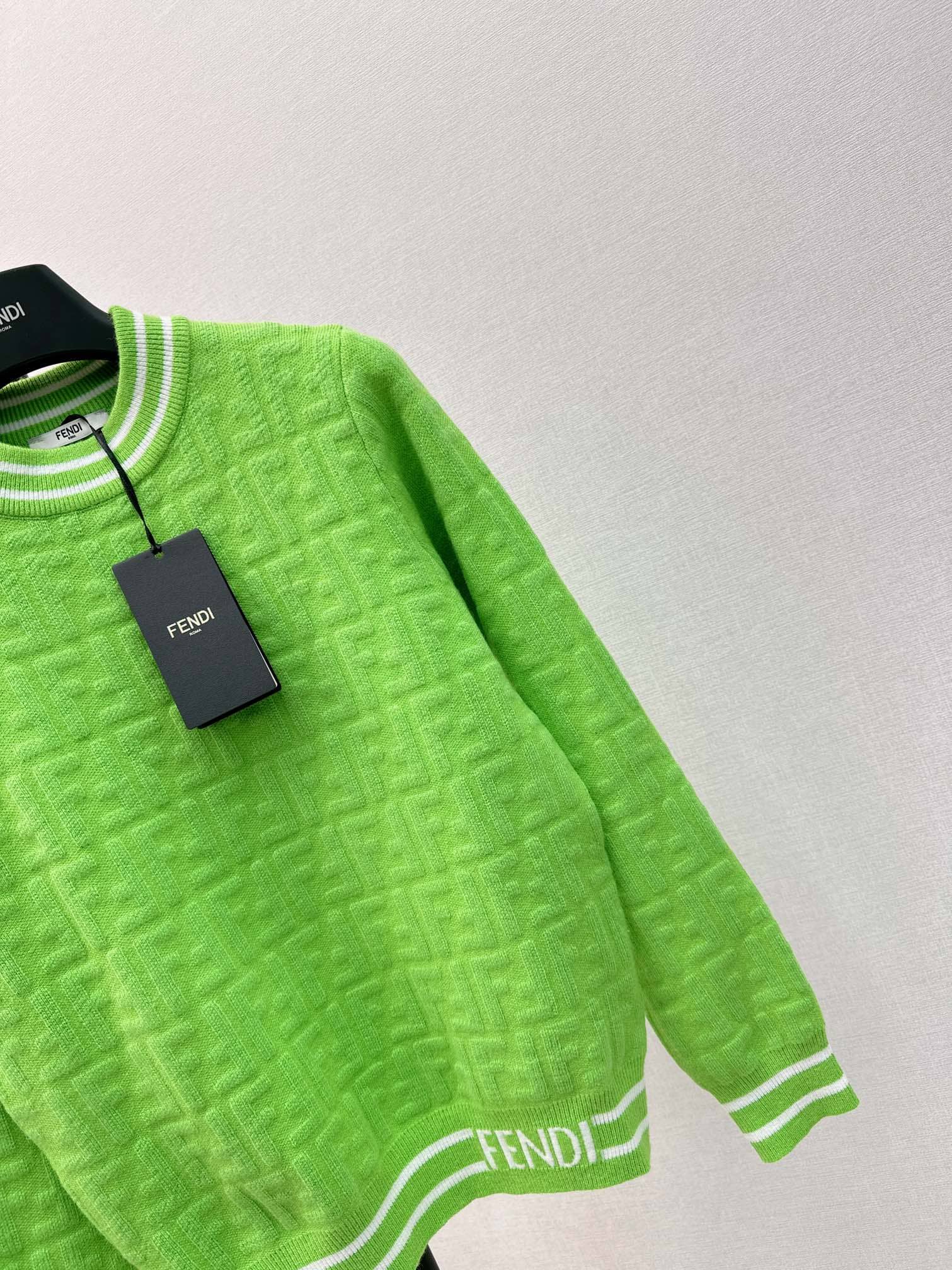ÁO FENDI Jacquard FF Green Sweater