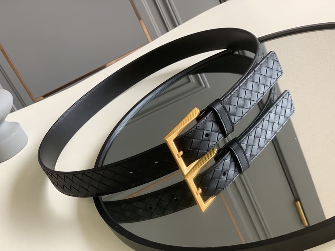 DÂY LƯNG BOTTGA VENETA INTRECCIATO LEATHER Khóa vàng