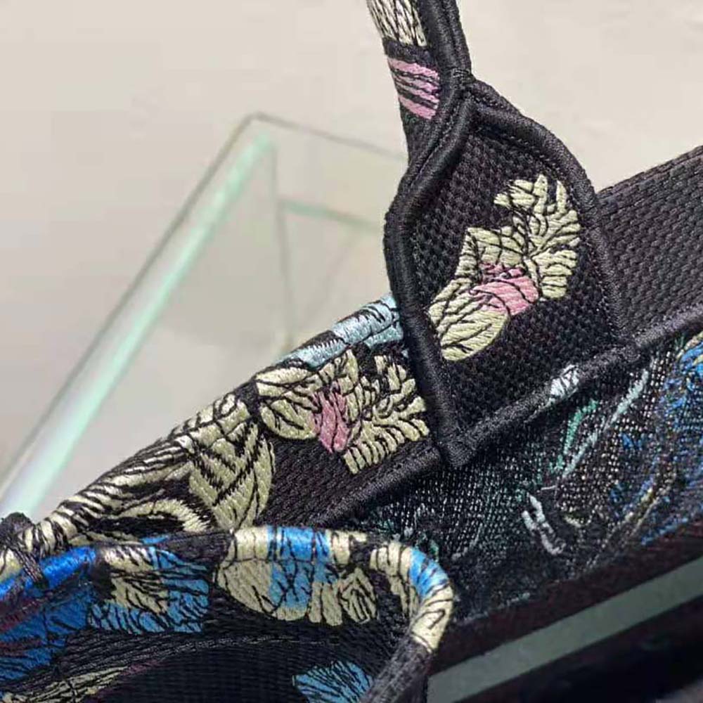 TÚI Dior Women Medium Dior Book Tote Blue Multicolor Toile de Jouy Voyage Embroidery