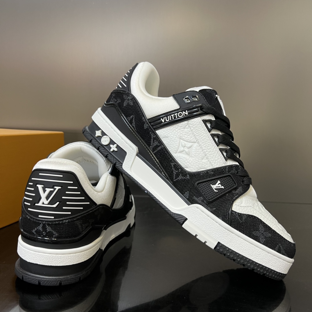 GIÀY LOUIS VUITTON TRAINER MONOGRAM SNEAKERS SHOES AAA