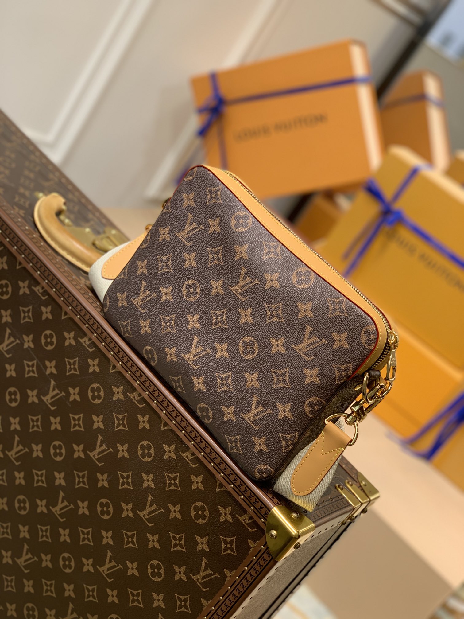 TÚI LOUIS VUITTON TRIO NIGO VIRGIL ABLOH Messenger Bag