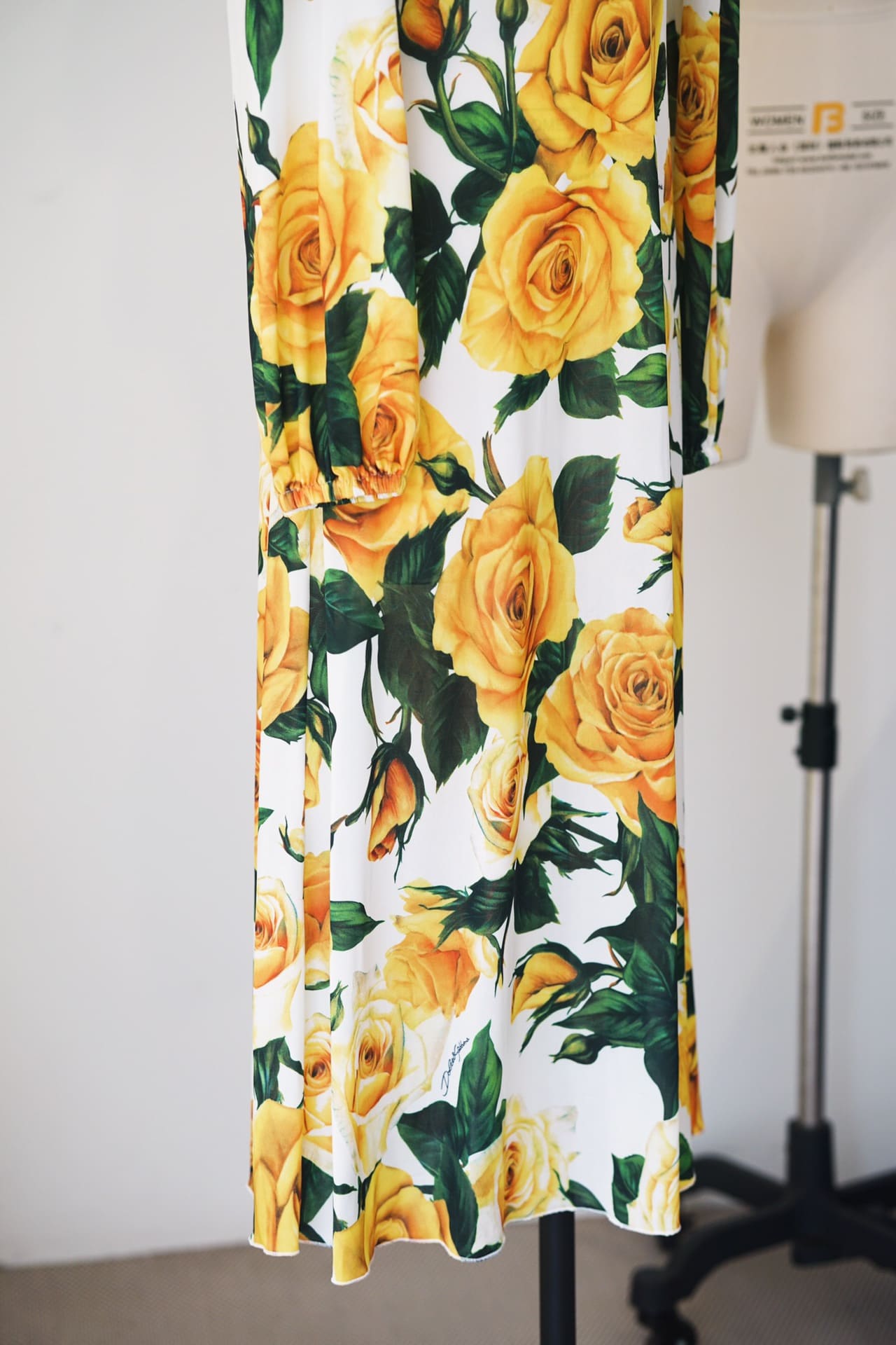 VÁY DOLCE & GABBANA V NECK GREEN YELLOW FLORAL PRINT DRESS High Classy